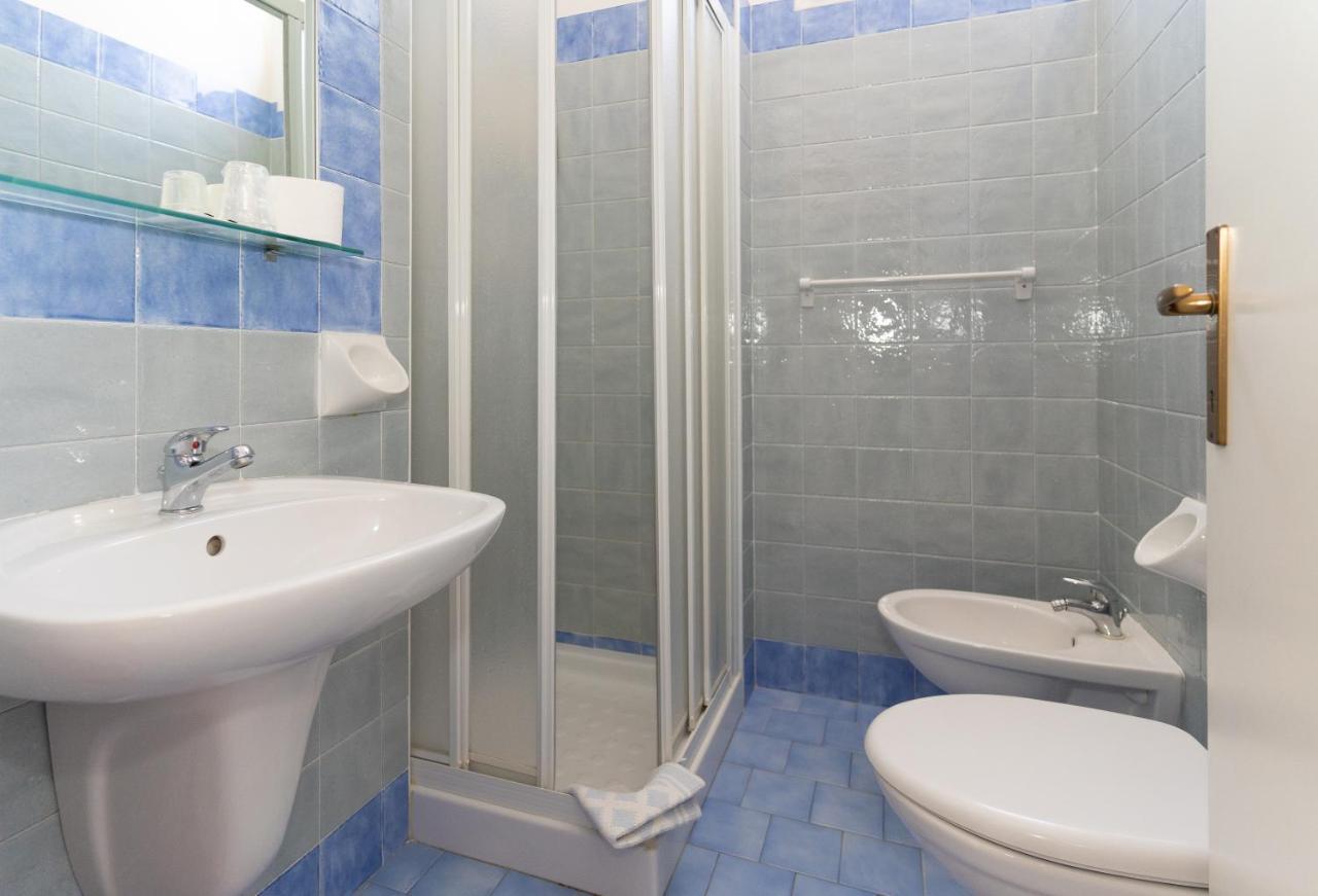Hotel Villa Isola Rimini Extérieur photo